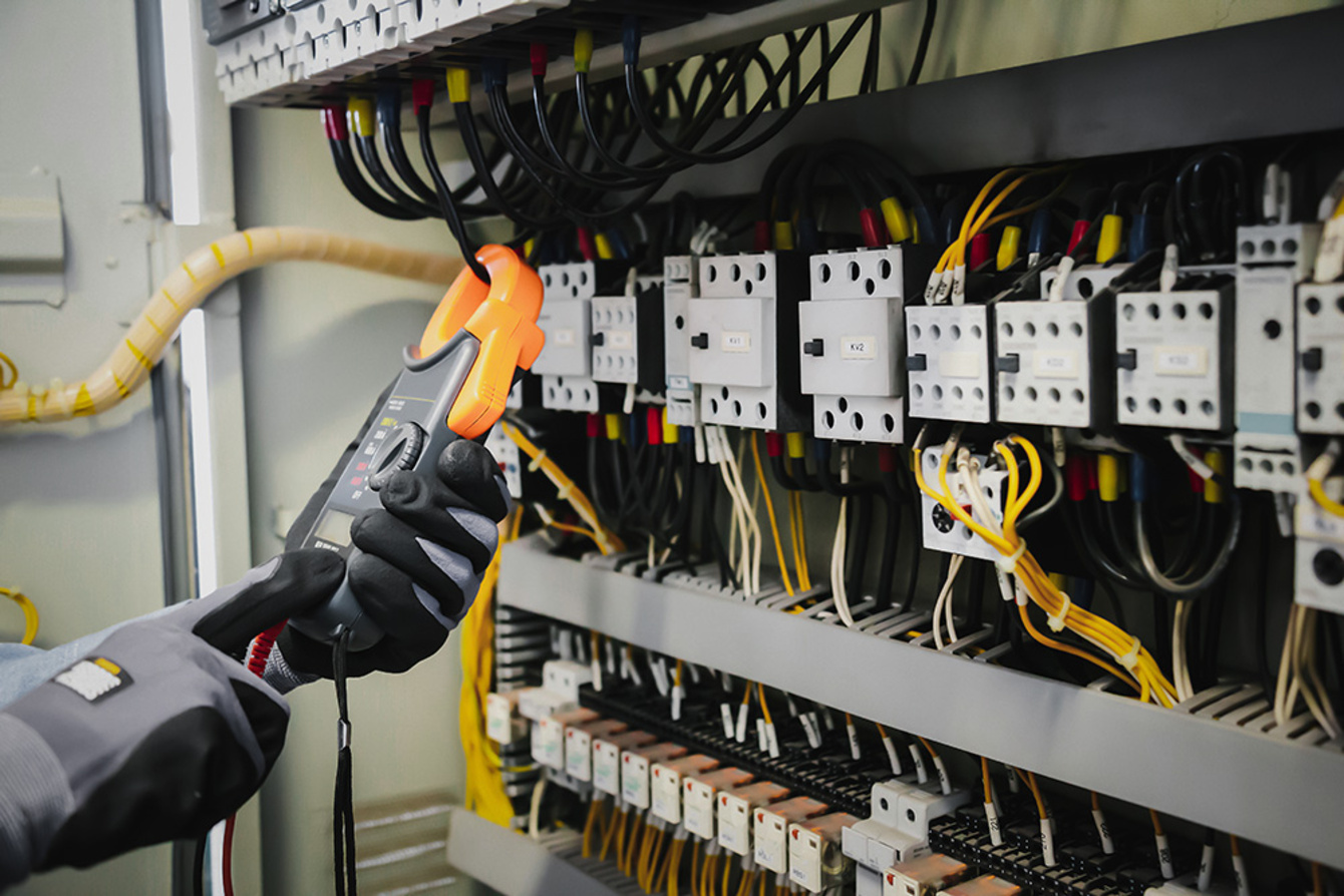 DGUV Vorschrift 3-Check bei Wolf Elektrotechnik GmbH & Co. KG in Bad Honnef