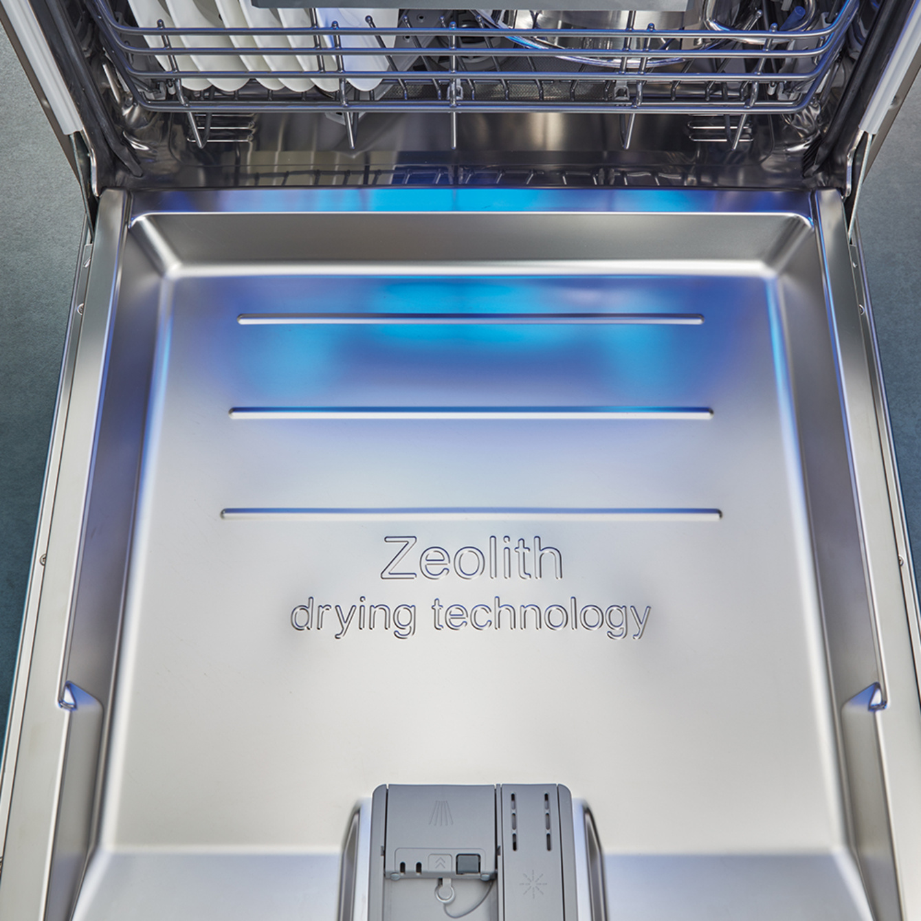 Zeolith Trocknen – Für glänzende Spülergebnisse bei Wolf Elektrotechnik GmbH & Co. KG in Bad Honnef