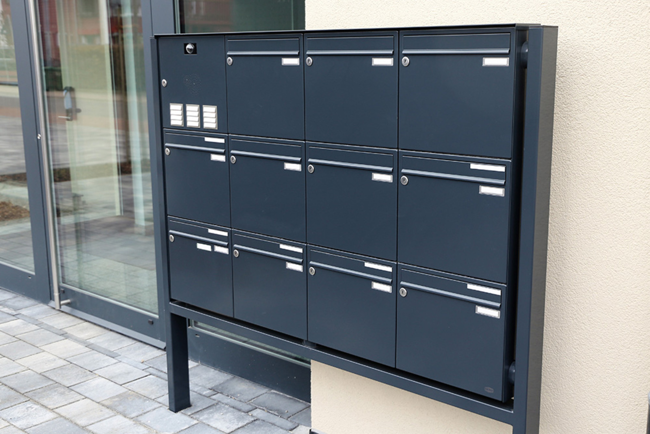 Briefkasten­systeme bei Wolf Elektrotechnik GmbH & Co. KG in Bad Honnef